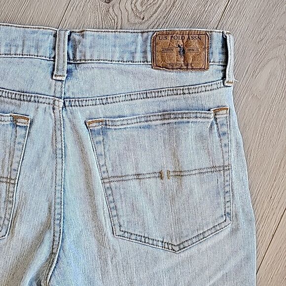 U.S. Polo Assn. Light Blue Jean Shorts - Picture 9 of 15